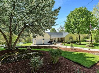 4 Barker Rd, Windham, NH 03087