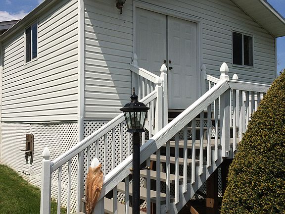 3rd image of 62 Boone Lake Cir
