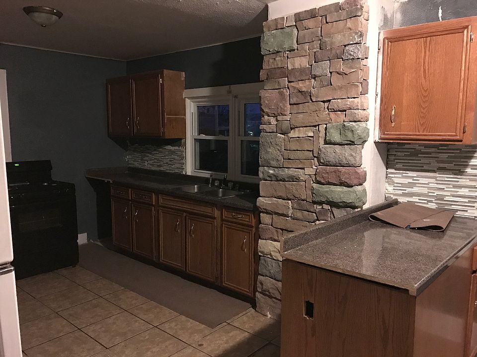 1st image of 524 Howard Ave