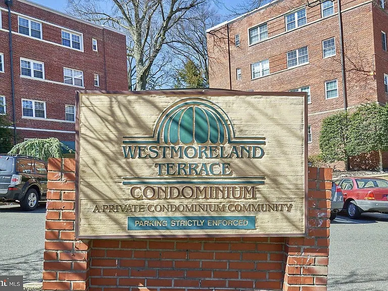 1322 Fort Myer Dr #912 — Photo 19