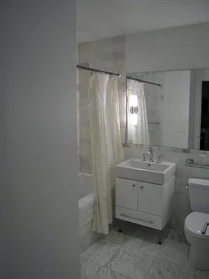 Rented by Luxury Property Group | media 25