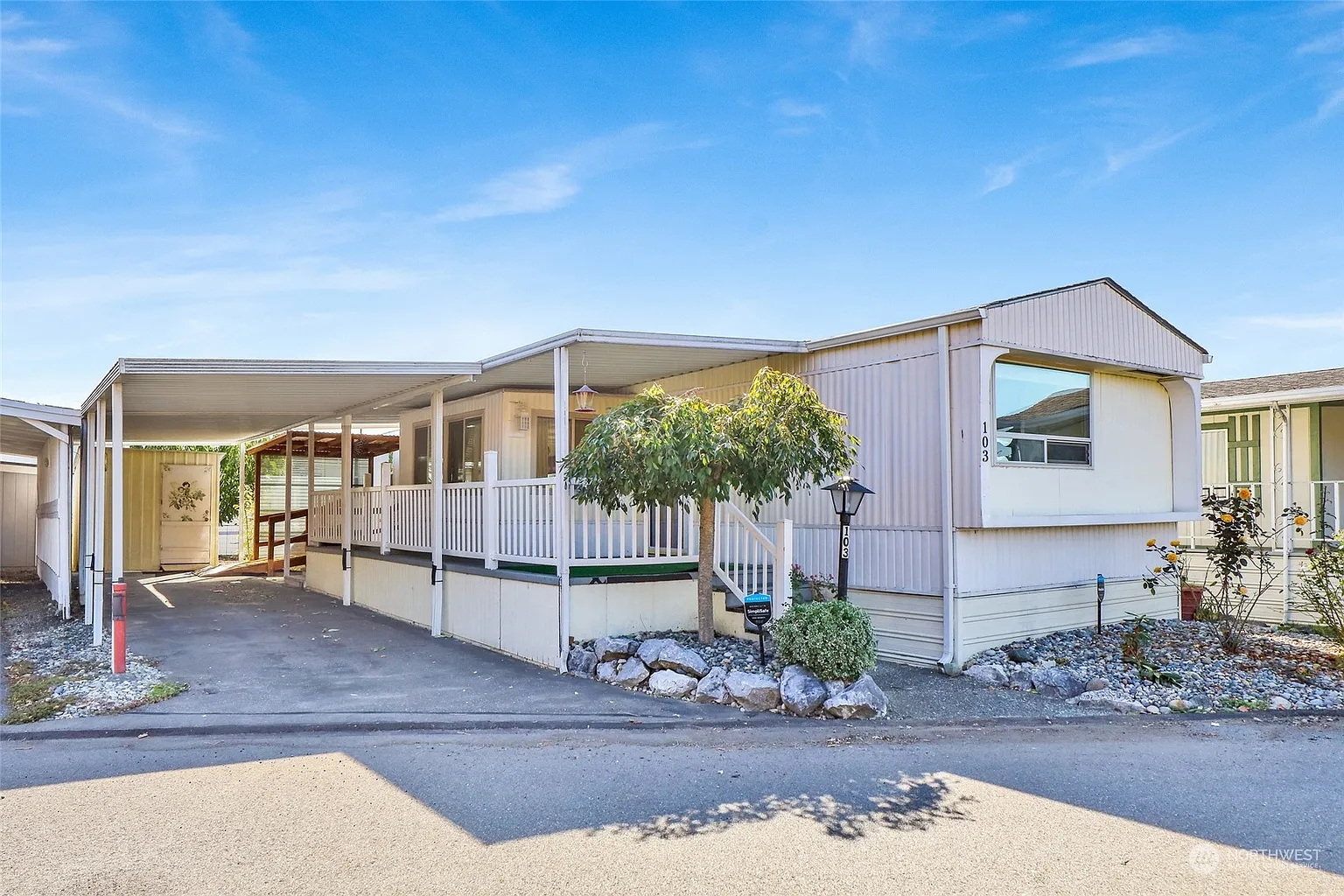 1200 Lincoln Street #103 photo 1