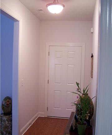 4th image of 2810 Avington Ct