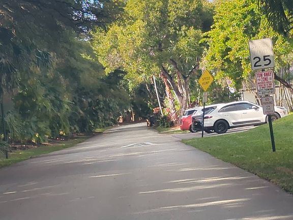 5th image of 4701 NW 1st Pl