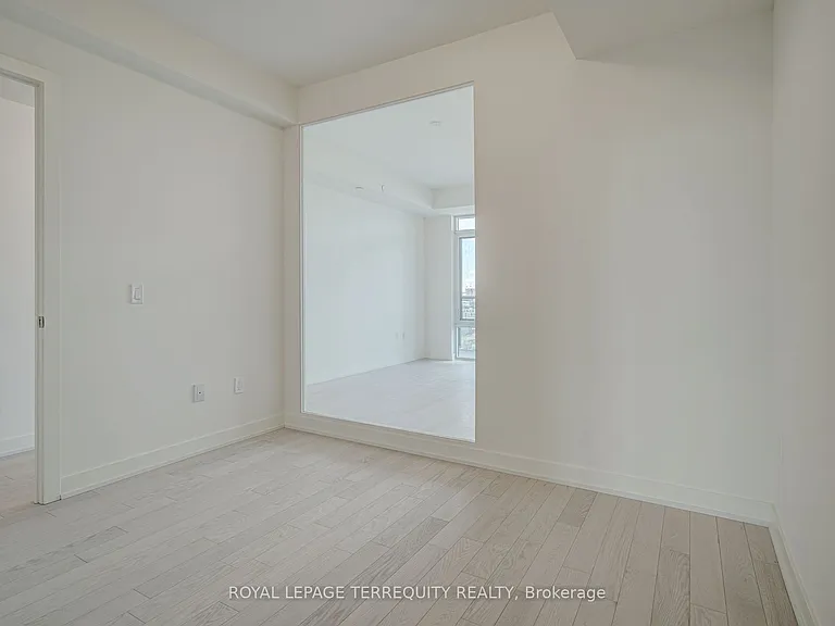 330 Richmond St W #2308 — Photo 11