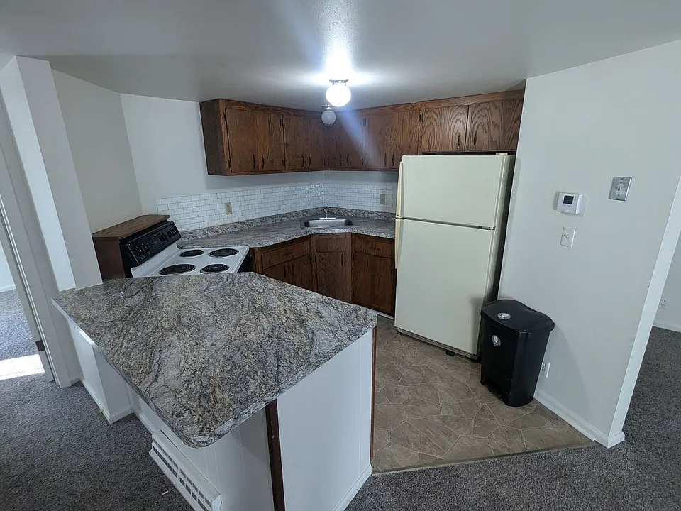 4020-4022 S Beaumont Ave