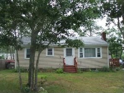 36 Butler St, Buzzards Bay, MA, 02532
