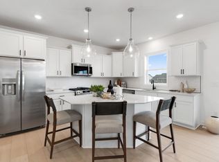 905 Buckingham Dr NW, Rochester, MN 55901