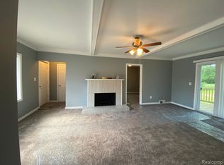 18335 Emit Rd, Brownstown, MI 48193