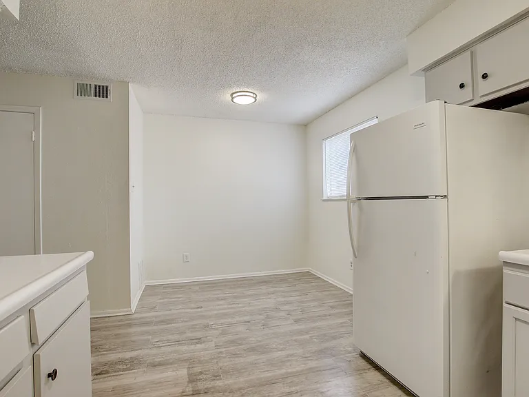 Highpoint North — Photo 11