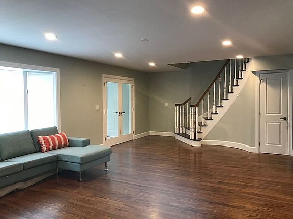 Living Rm