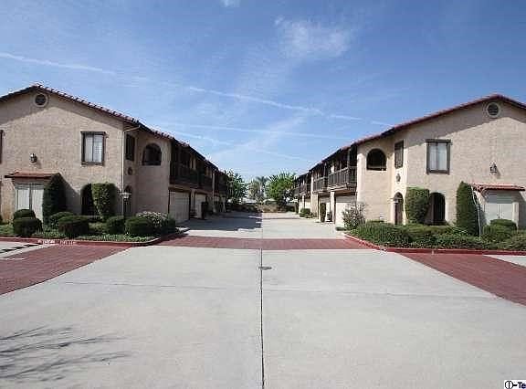 2nd image of 1212 Glenview Ln