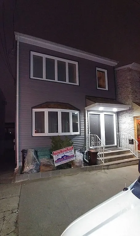 2243 128th St photo 1