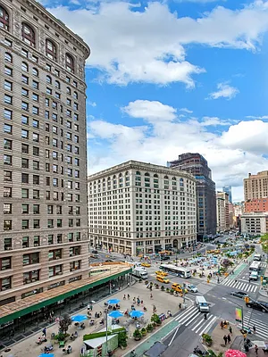 Sold by Sotheby's International Realty | media 14