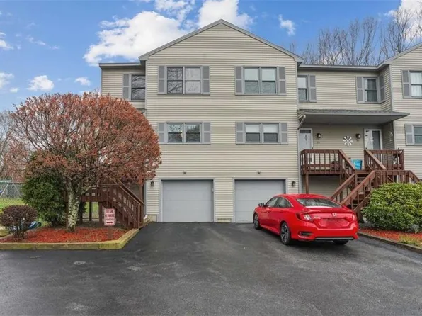 1603 Plainfield Pike APT F1, Johnston, RI 02919