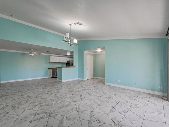 5231 Lindell Rd Unit 203