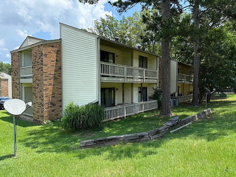 101 Pine Forest Dr #7 — Photo 13