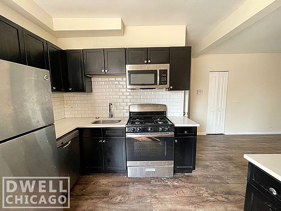 3rd image of 4408 N Magnolia Ave #4400-410