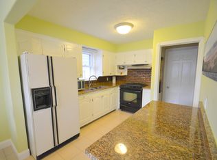 4019 W 166th St, Cleveland, OH