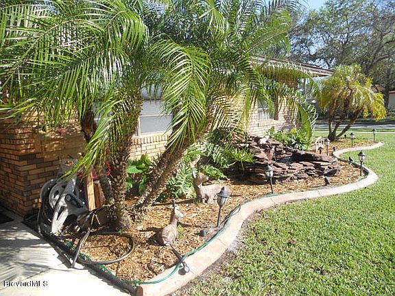 4th image of 2795 Woodsmill Dr