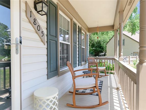 3rd image of 1805 Clearwater Ct