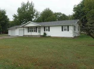 1606 S Jackson St, El Dorado Springs, MO 64744