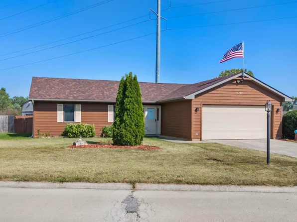 10110 Sagebrush Dr, Fort Wayne, IN 46825