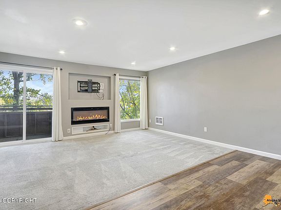 5th image of 7770 Boundary Ave #H-2