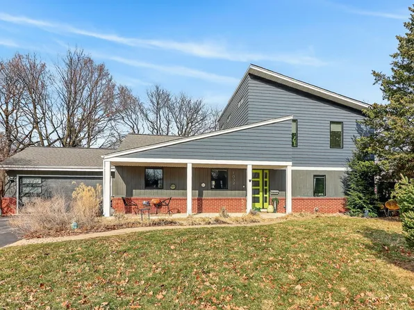 1002 Longmeadow Ln, Western Springs, IL 60558