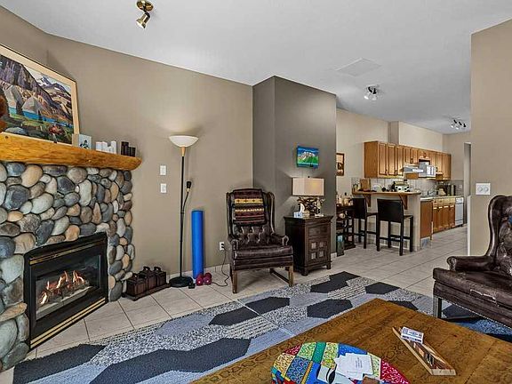 2nd image of 901 Benchlands Trl #118