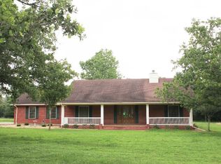 2008 Guenther Rd, La Grange, TX 78945