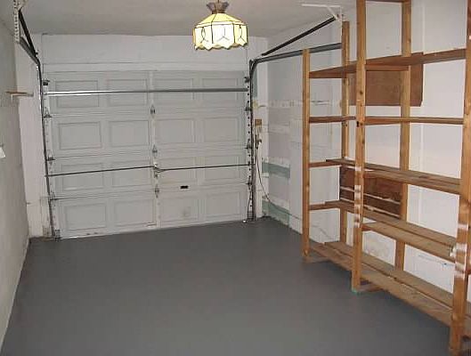 4th image of 5805 NW 70th Ave