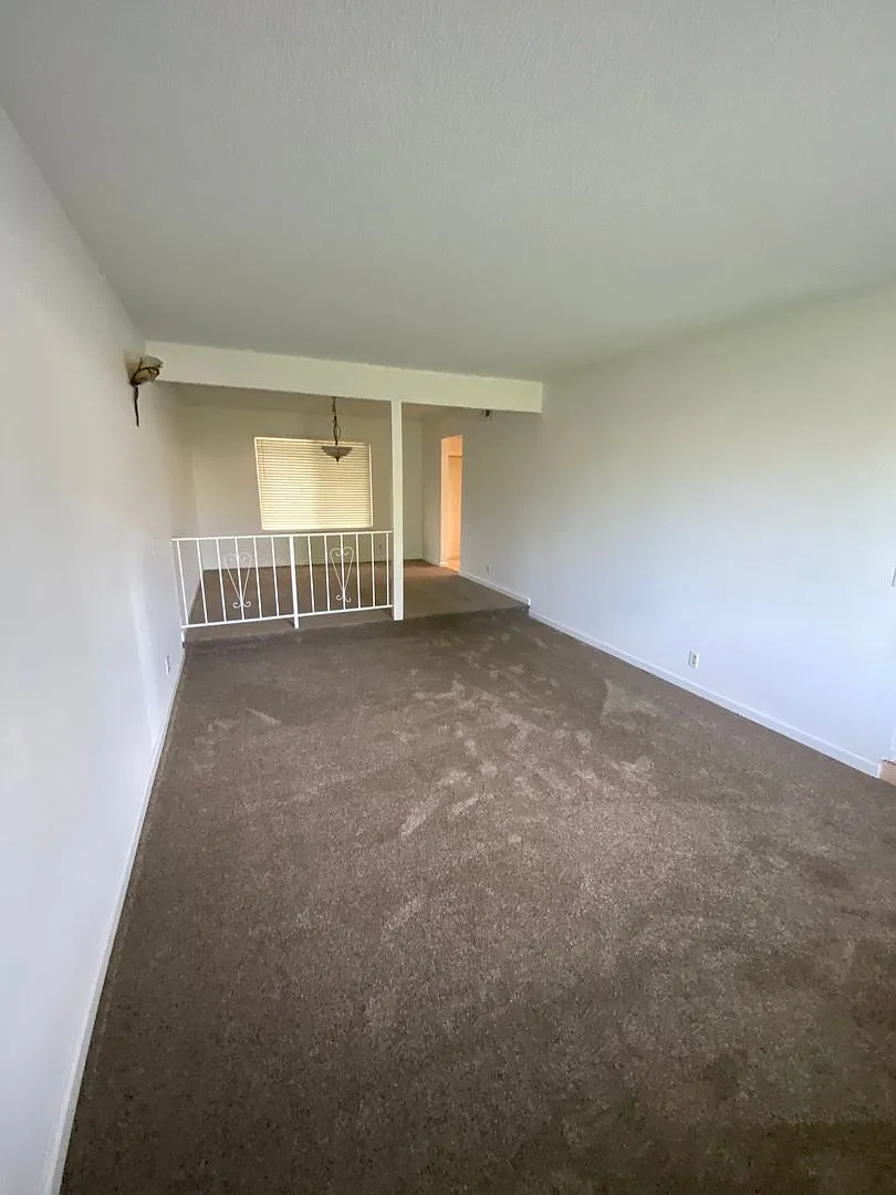 183 Clayton Circle — Photo 3