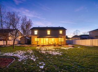 3308 Paintbrush Dr, Gillette, WY 82718