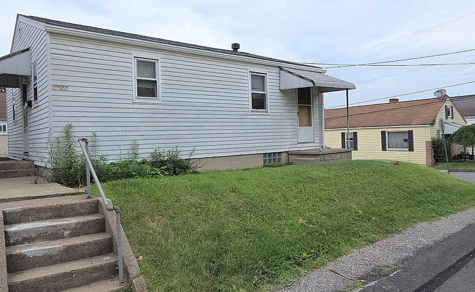 1st image of 5927 Roslyn St