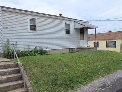 5927 Roslyn St, McKeesport, PA, 15135
