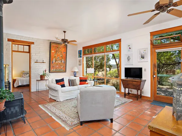 5 Ravens View Rd, Lamy, NM 87540