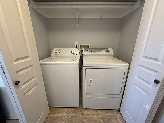 5th image of 725 Liberty St #2