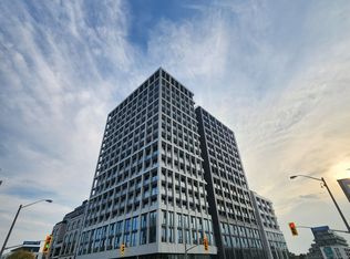 2020 Bathurst St N #1112, Toronto, ON M5P 0A6