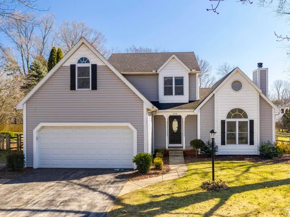 7376 Forest Valley Rd, Lambertville, MI 48144