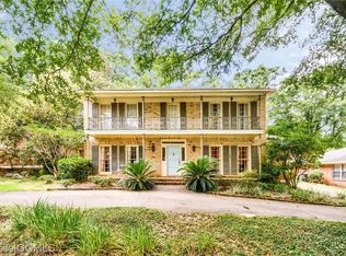 228 Lakewood Dr W, Mobile, AL 36608