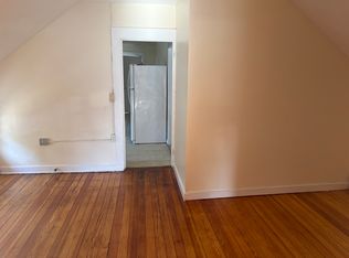5 Prospect St #2, Bristol, RI 02809
