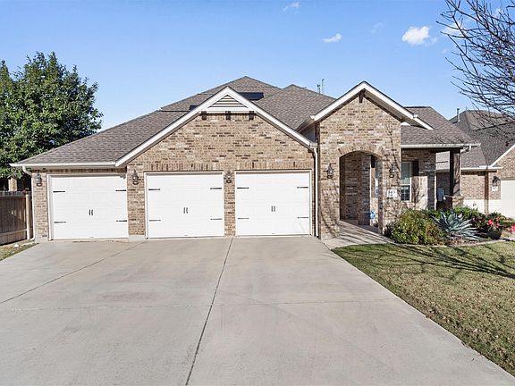 2nd image of 1413 Amarone Dr