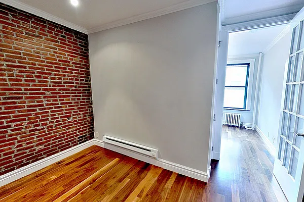 Rented by Centennial Properties NY | media 8