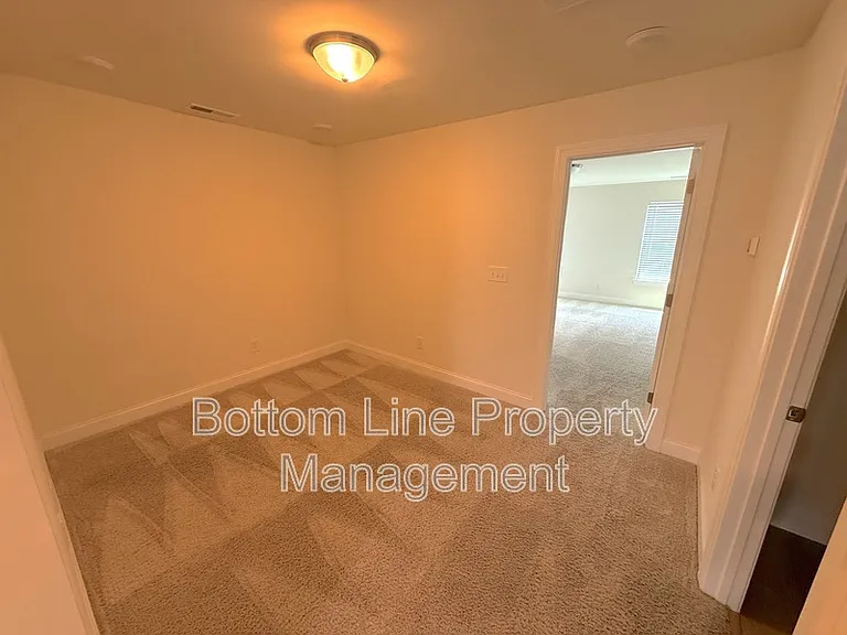4029 Black Ct — Photo 11