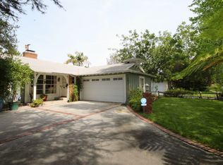13123 Weddington St, Van Nuys, CA 91401