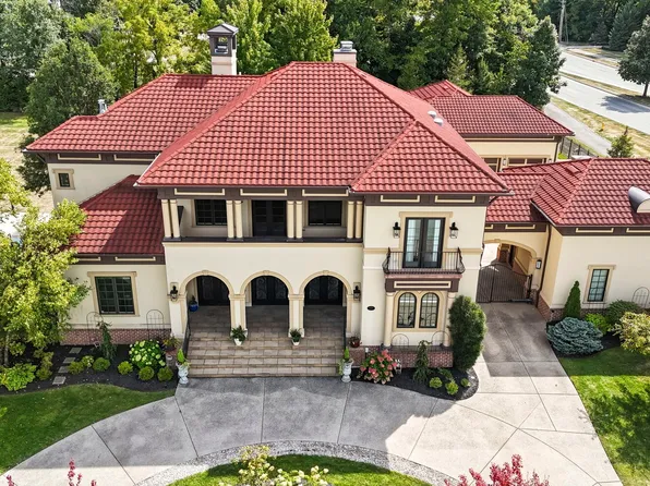 2377 Finchley Rd, Carmel, IN 46032