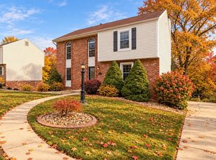 328 Whitney Chase Ln, Irwin, PA 15642