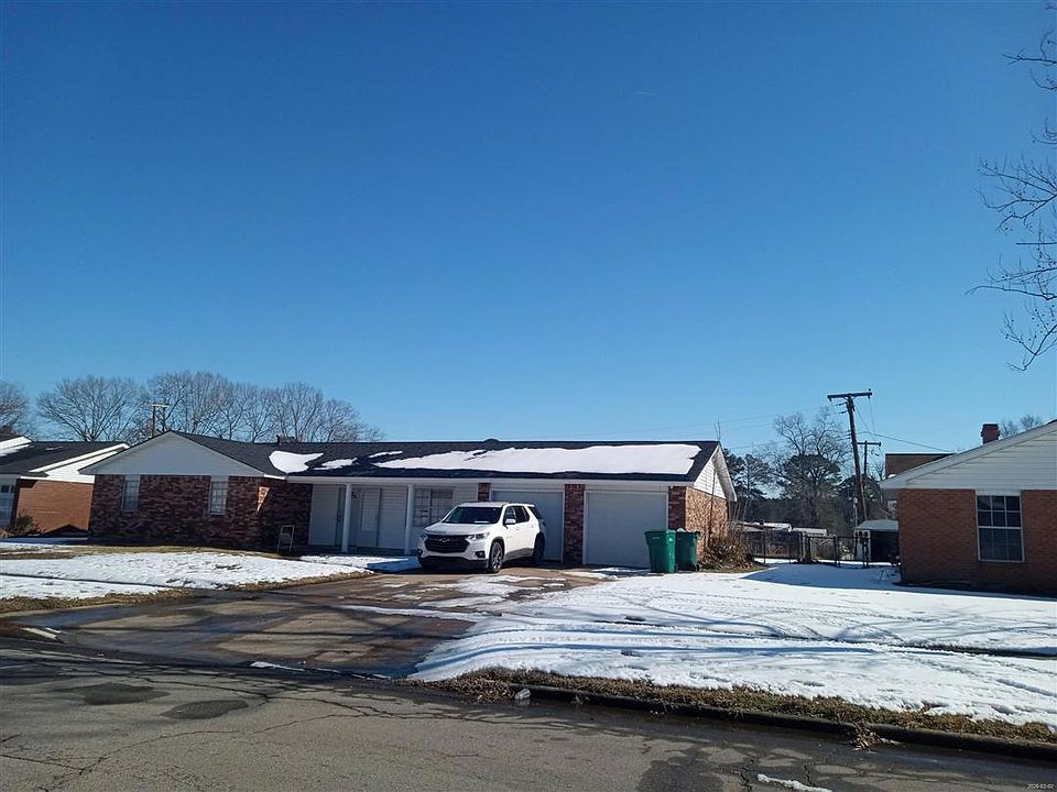 2nd image of 2905 S Taft St