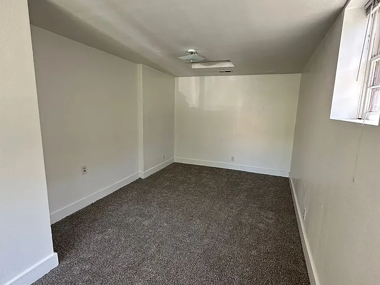 DCS2304 — Photo 21